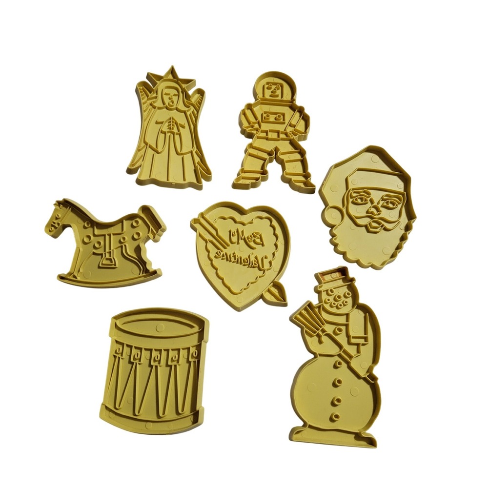 Vintage Stanley Plastic Holiday Cookie Cutters Angel Santa Astronaut Horse Drum